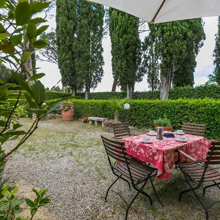 Vakantiehuis Giuggiolo - Giuggiolo 3 By Interhome